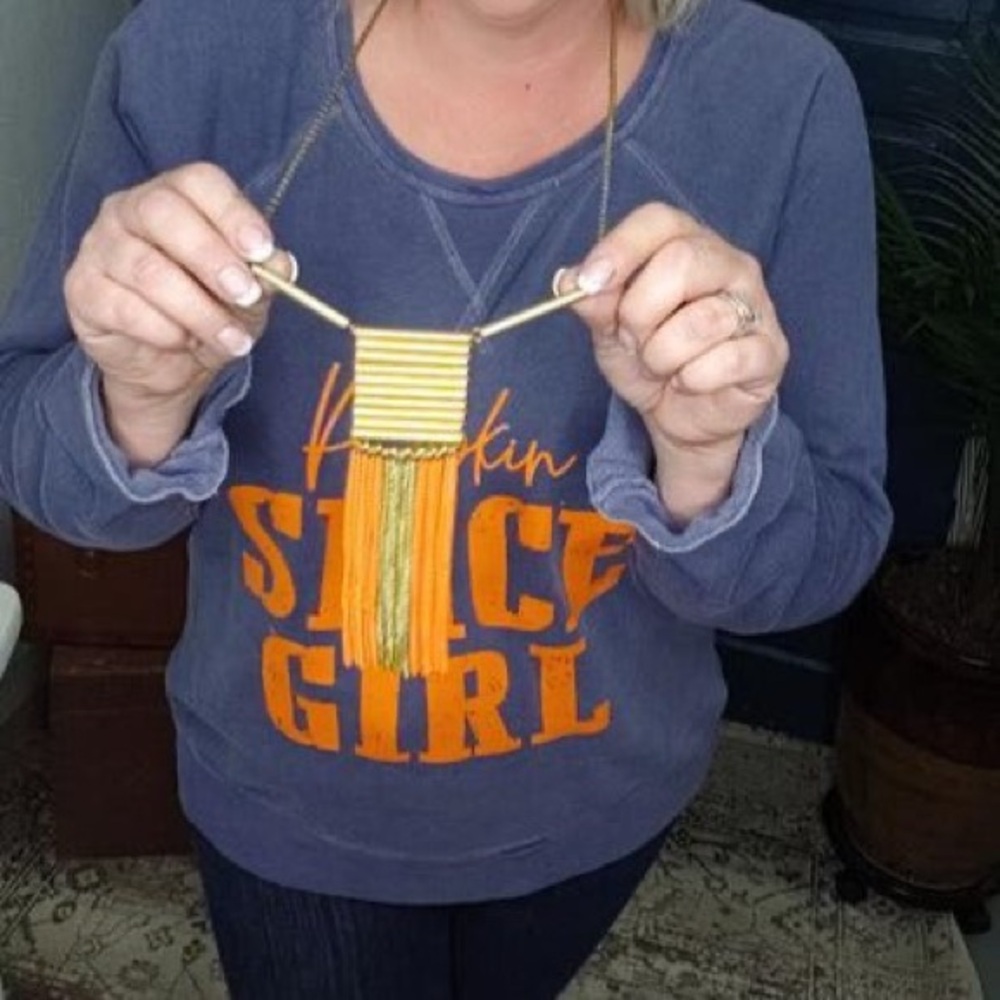 GOLD AND ORANGE FRINGE CHAIN NECKLACE